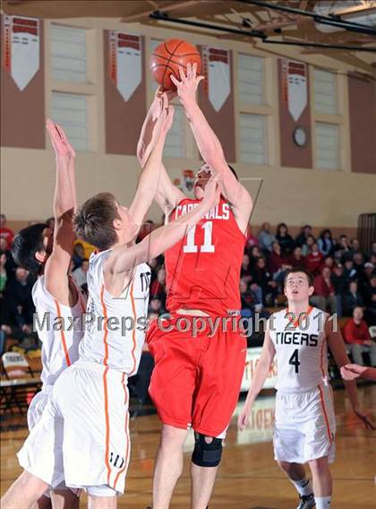 Thumbnail 3 in Webster vs. Luck photogallery.