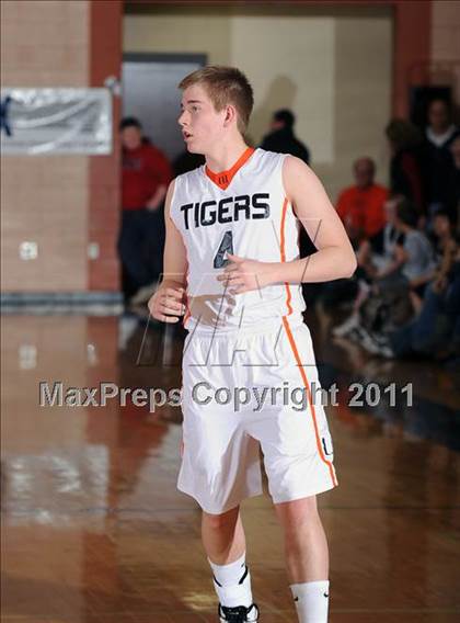 Thumbnail 3 in Webster vs. Luck photogallery.