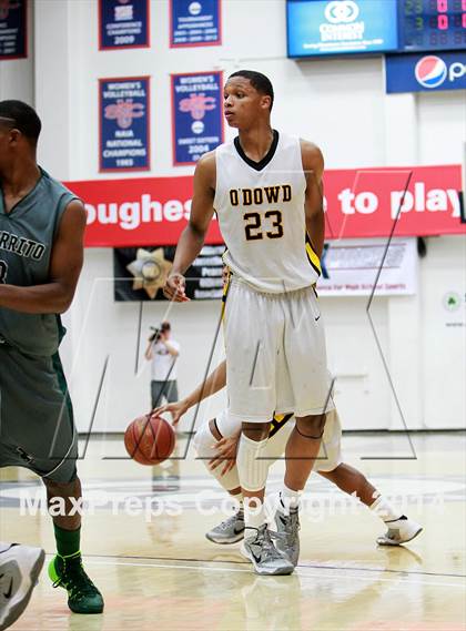 Thumbnail 1 in El Cerrito vs. Bishop O'Dowd (CIF NCS D3 Final) photogallery.