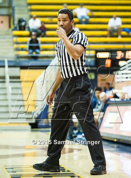 Thumbnail 1 in University vs. Sierra Canyon (CIF State D5 Final) photogallery.