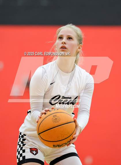 Thumbnail 1 in Wilson Central @ Stewarts Creek photogallery.