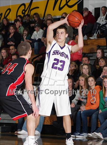 Thumbnail 3 in Shasta vs. Foothill (Hornet Classic) photogallery.