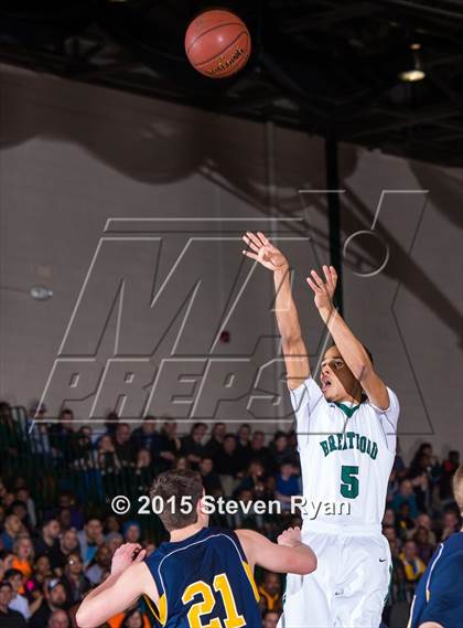 Thumbnail 2 in Northport vs Brentwood (Section 11 Class AA Semifinal) photogallery.