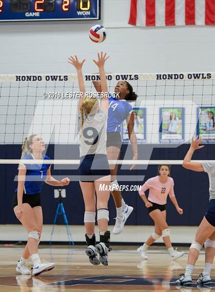 Thumbnail 2 in Randolph @ Hondo photogallery.