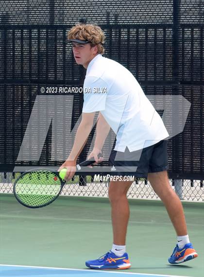 Thumbnail 3 in UIL 3A & 4A Tennis Singles Semifinals photogallery.