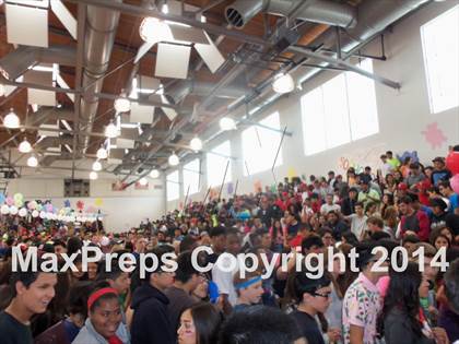 Thumbnail 2 in Tucson High Magnet School TOC Ceremony photogallery.