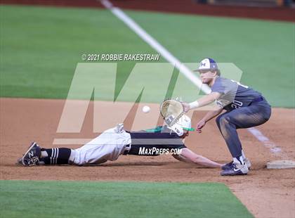 Thumbnail 2 in Flower Mound vs. Southlake Carroll (Dragon Classic) photogallery.