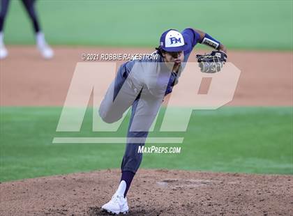 Thumbnail 2 in Flower Mound vs. Southlake Carroll (Dragon Classic) photogallery.