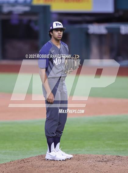 Thumbnail 3 in Flower Mound vs. Southlake Carroll (Dragon Classic) photogallery.