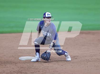 Thumbnail 1 in Flower Mound vs. Southlake Carroll (Dragon Classic) photogallery.