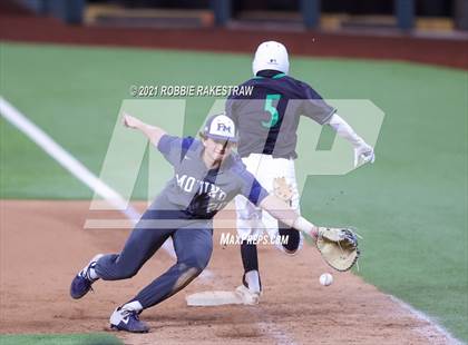 Thumbnail 1 in Flower Mound vs. Southlake Carroll (Dragon Classic) photogallery.