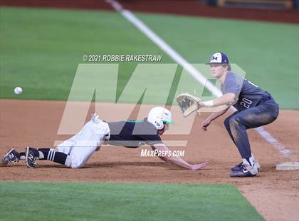 Thumbnail 1 in Flower Mound vs. Southlake Carroll (Dragon Classic) photogallery.