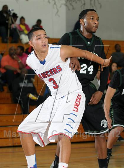 Thumbnail 2 in McNair vs. East Union (Bruins Shoot-Out) photogallery.