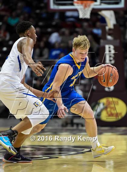 Thumbnail 1 in Bishop Gorman vs. Bolivar (Bass Pro Tournament of Champions)  photogallery.