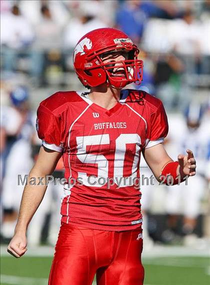 Thumbnail 3 in Gunter @ Lone Oak (2A Regional Division 2 Semifinals) photogallery.
