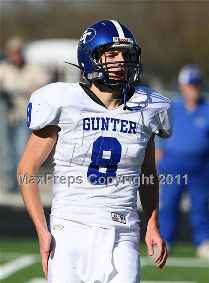 Thumbnail 2 in Gunter @ Lone Oak (2A Regional Division 2 Semifinals) photogallery.