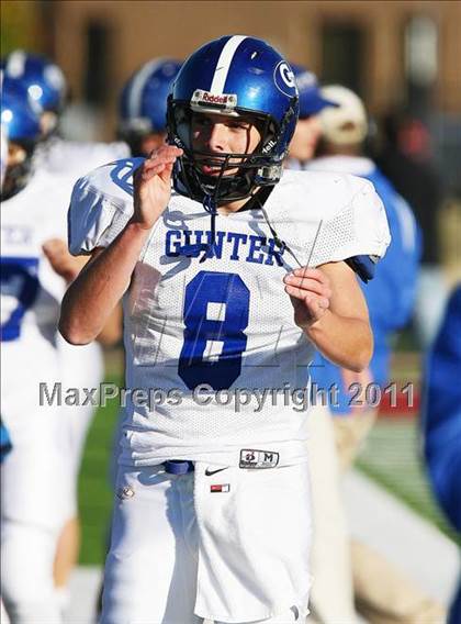 Thumbnail 1 in Gunter @ Lone Oak (2A Regional Division 2 Semifinals) photogallery.