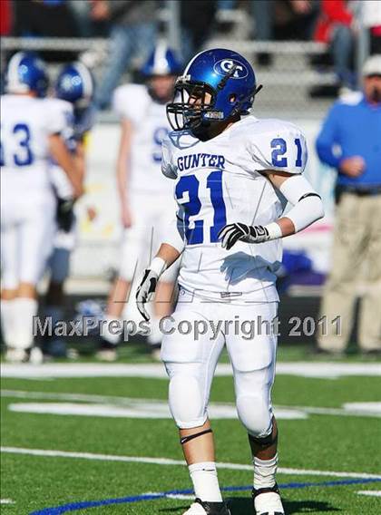 Thumbnail 1 in Gunter @ Lone Oak (2A Regional Division 2 Semifinals) photogallery.