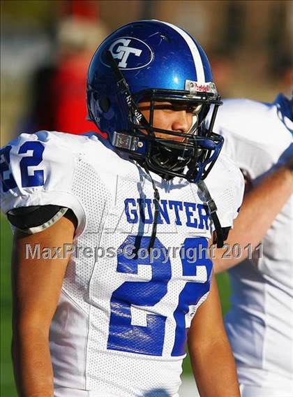 Thumbnail 1 in Gunter @ Lone Oak (2A Regional Division 2 Semifinals) photogallery.
