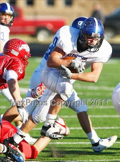 Thumbnail 2 in Gunter @ Lone Oak (2A Regional Division 2 Semifinals) photogallery.