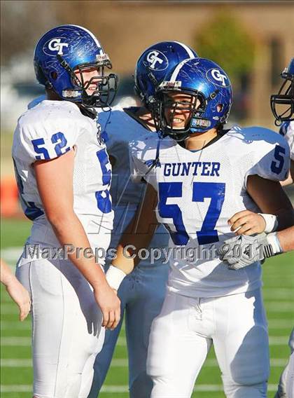 Thumbnail 3 in Gunter @ Lone Oak (2A Regional Division 2 Semifinals) photogallery.