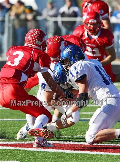 Thumbnail 3 in Gunter @ Lone Oak (2A Regional Division 2 Semifinals) photogallery.