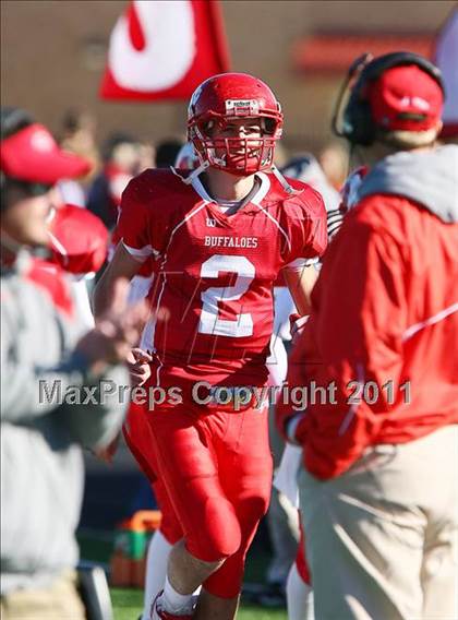 Thumbnail 1 in Gunter @ Lone Oak (2A Regional Division 2 Semifinals) photogallery.