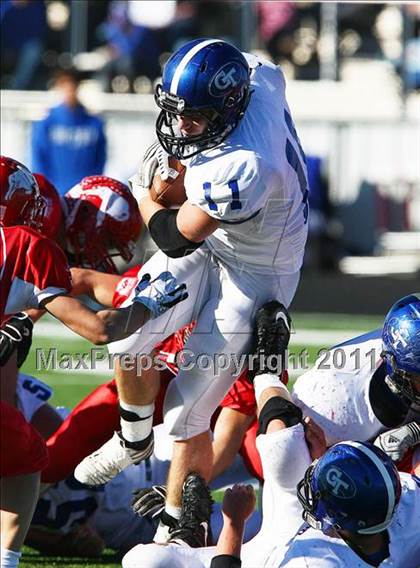 Thumbnail 2 in Gunter @ Lone Oak (2A Regional Division 2 Semifinals) photogallery.