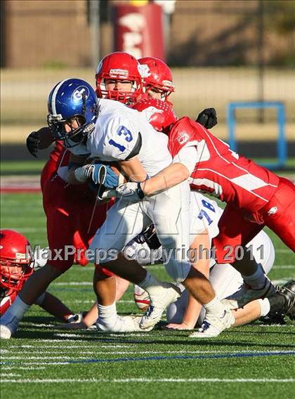 Thumbnail 2 in Gunter @ Lone Oak (2A Regional Division 2 Semifinals) photogallery.