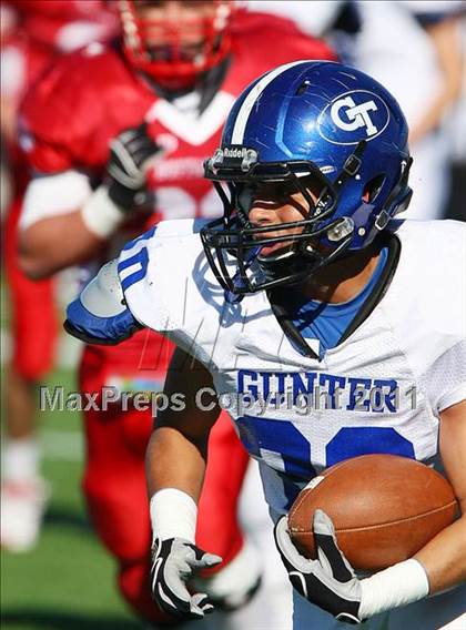 Thumbnail 2 in Gunter @ Lone Oak (2A Regional Division 2 Semifinals) photogallery.