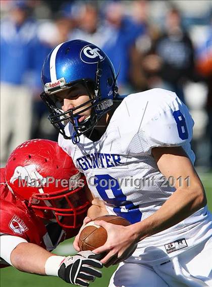 Thumbnail 1 in Gunter @ Lone Oak (2A Regional Division 2 Semifinals) photogallery.