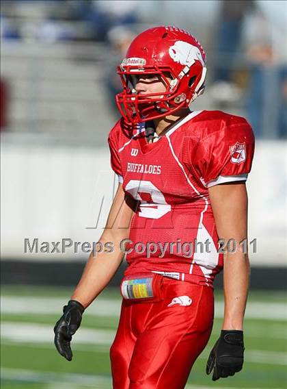 Thumbnail 3 in Gunter @ Lone Oak (2A Regional Division 2 Semifinals) photogallery.