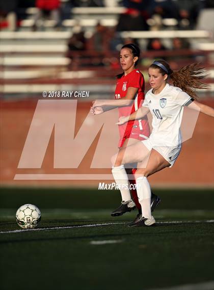 Thumbnail 1 in Regis Jesuit @ ThunderRidge photogallery.