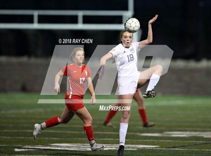 Thumbnail 2 in Regis Jesuit @ ThunderRidge photogallery.
