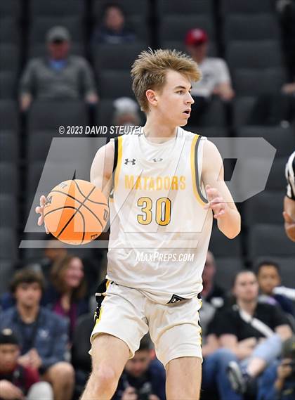 Thumbnail 3 in Notre Dame (SO) vs. Granada (CIF State D1 Final) photogallery.