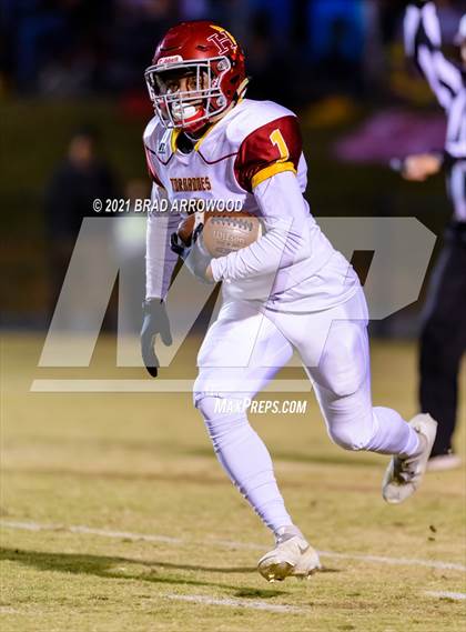 Thumbnail 1 in Hickory @ North Davidson (NCHSAA 3A Second Round Playoff) photogallery.