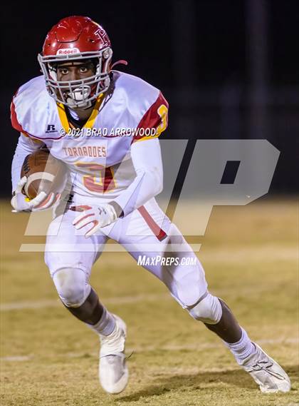 Thumbnail 1 in Hickory @ North Davidson (NCHSAA 3A Second Round Playoff) photogallery.