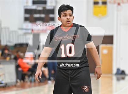 Thumbnail 3 in Denver West vs Thomas Jefferson photogallery.