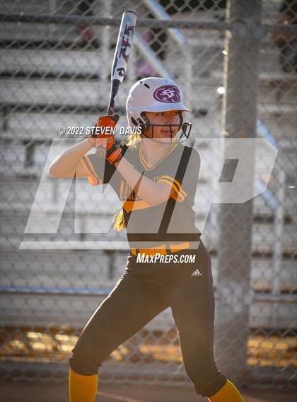 Thumbnail 3 in Mountain Pointe @ Desert Ridge photogallery.