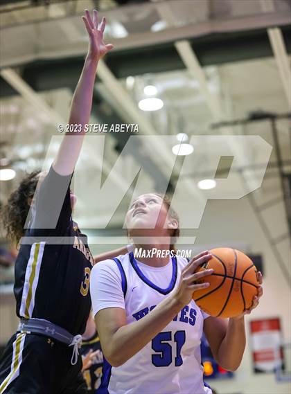 Thumbnail 2 in Arapahoe @ Grandview photogallery.