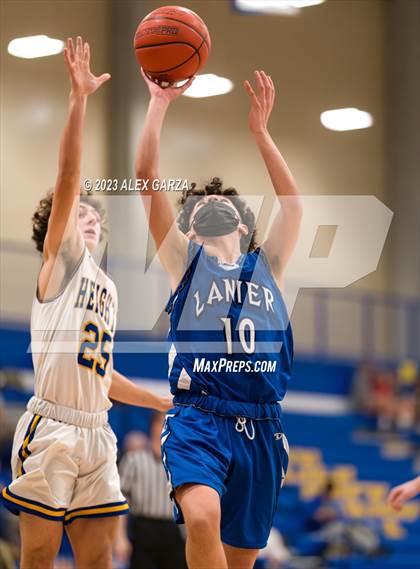 Thumbnail 2 in Lanier @ Alamo Heights photogallery.