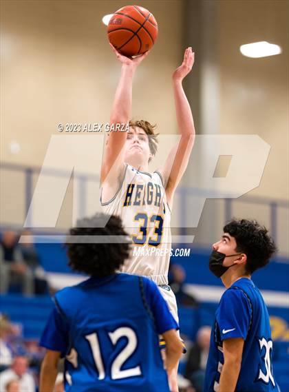 Thumbnail 3 in Lanier @ Alamo Heights photogallery.