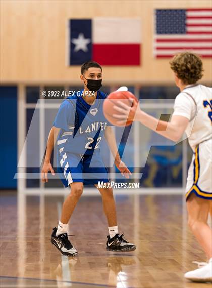 Thumbnail 3 in Lanier @ Alamo Heights photogallery.