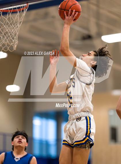 Thumbnail 2 in Lanier @ Alamo Heights photogallery.