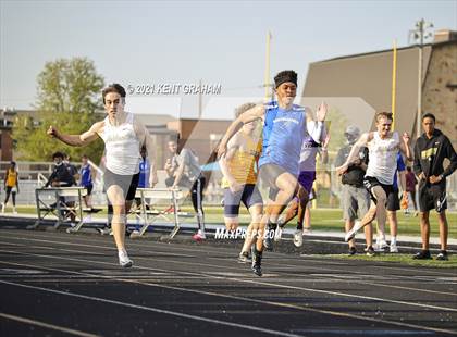 Thumbnail 2 in Noblesville Miller Invitational photogallery.