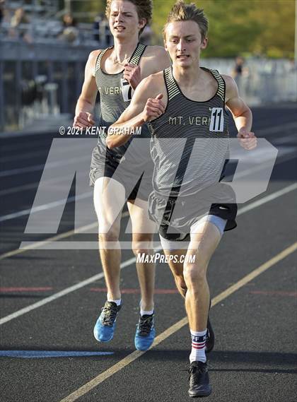 Thumbnail 1 in Noblesville Miller Invitational photogallery.
