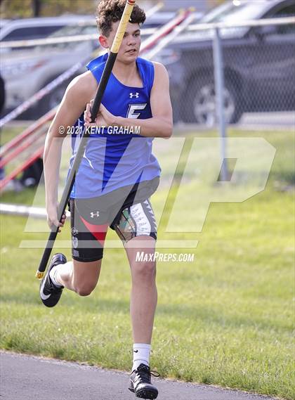 Thumbnail 1 in Noblesville Miller Invitational photogallery.