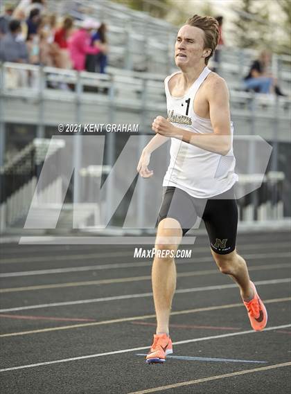 Thumbnail 2 in Noblesville Miller Invitational photogallery.