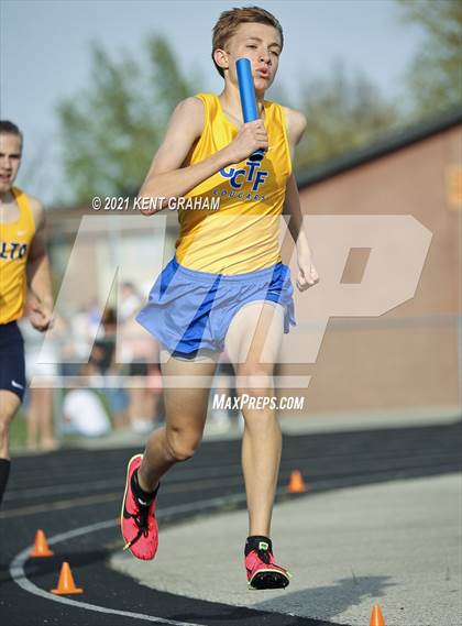 Thumbnail 2 in Noblesville Miller Invitational photogallery.