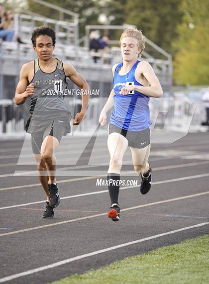 Thumbnail 2 in Noblesville Miller Invitational photogallery.